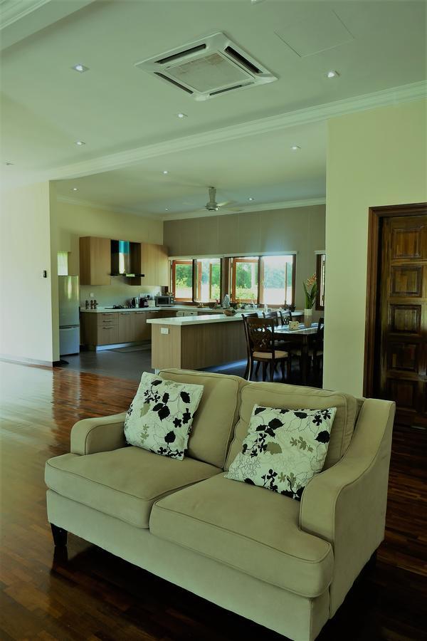 The Chabang Langkawi Villa Kültér fotó