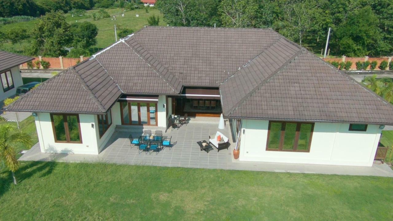 The Chabang Langkawi Villa Kültér fotó